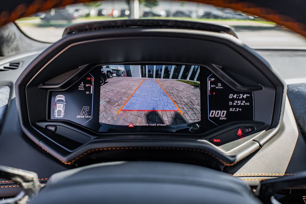 Used 2021 Lamborghini Huracan EVO RWD image 26
