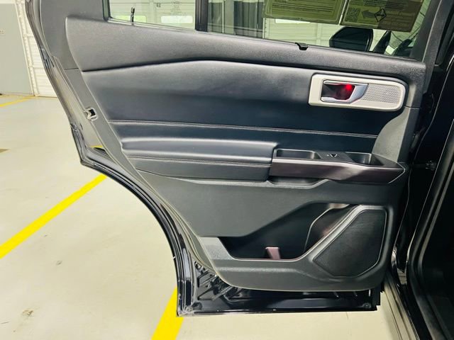 Used 2020 Ford Explorer Limited RWD image 27