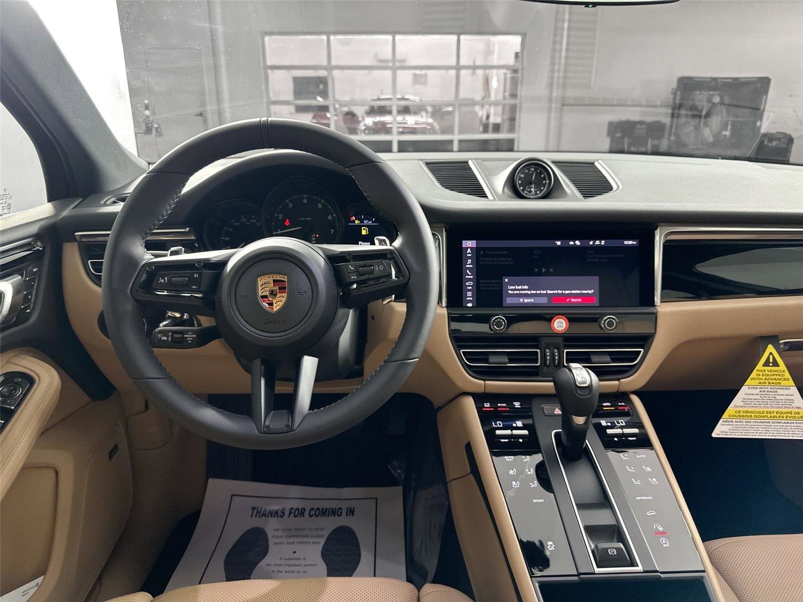 Certified 2026 Porsche Macan Turbo AWD/4WD image 18