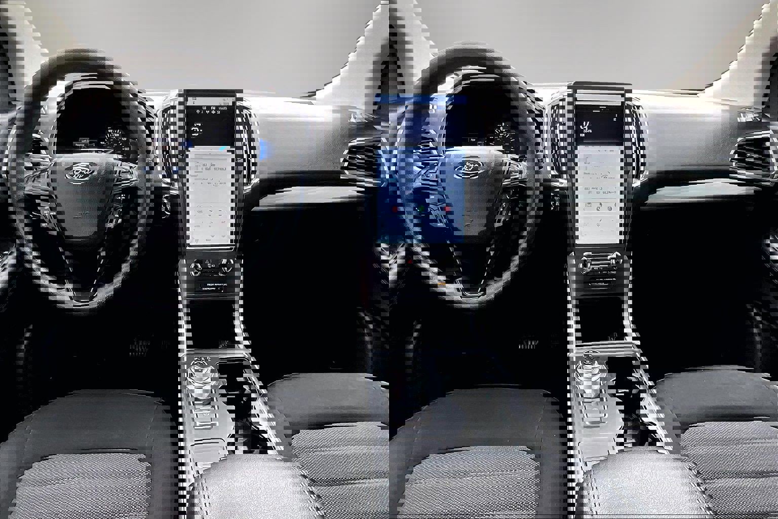 Used 2022 Ford Edge SE image 7