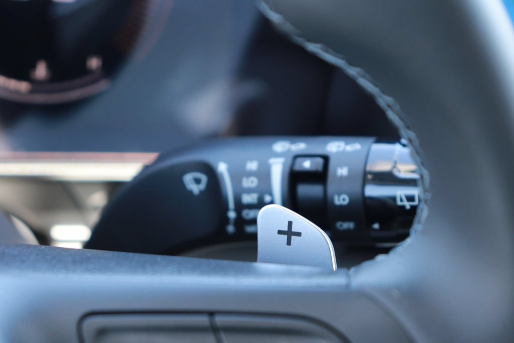 Used 2026 Hyundai Kona SEL Premium FWD image 24