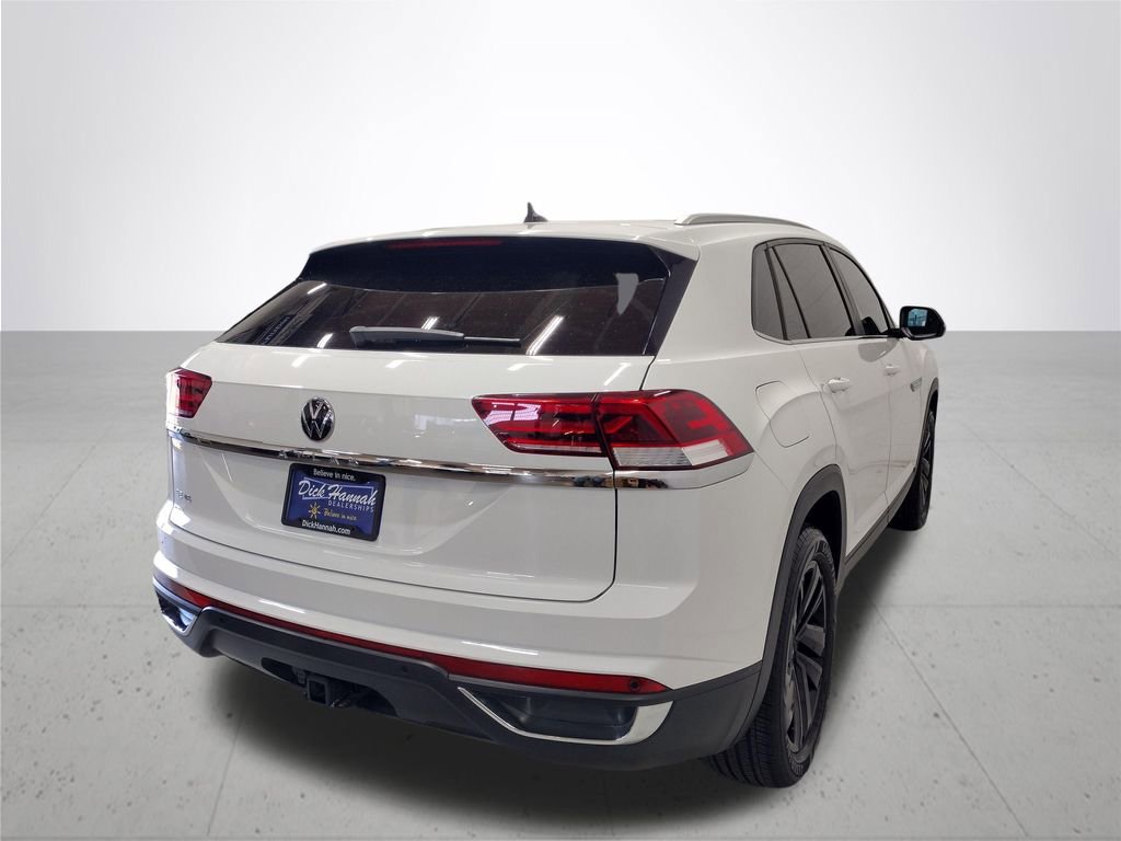 Certified 2022 Volkswagen Atlas Cross Sport SE w/ Panoramic Sunroof Package image 14