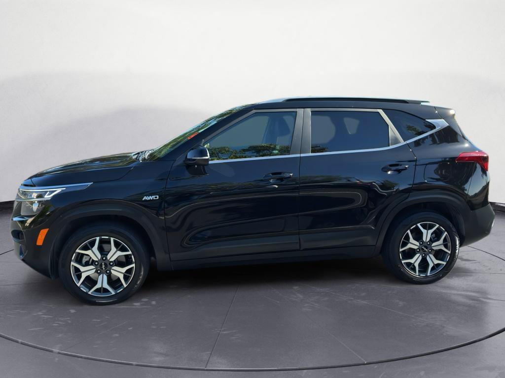 Used 2023 Kia Seltos EX AWD/4WD image 4