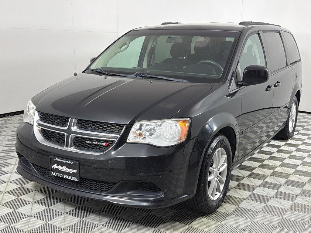 Used 2016 Dodge Grand Caravan SXT image 9