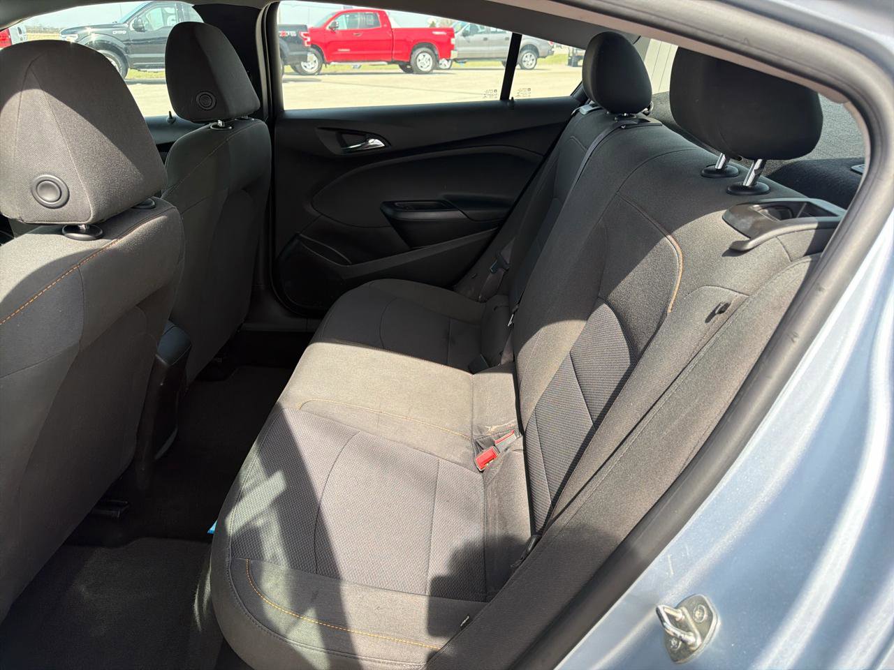 Used 2017 Chevrolet Cruze LS FWD image 13