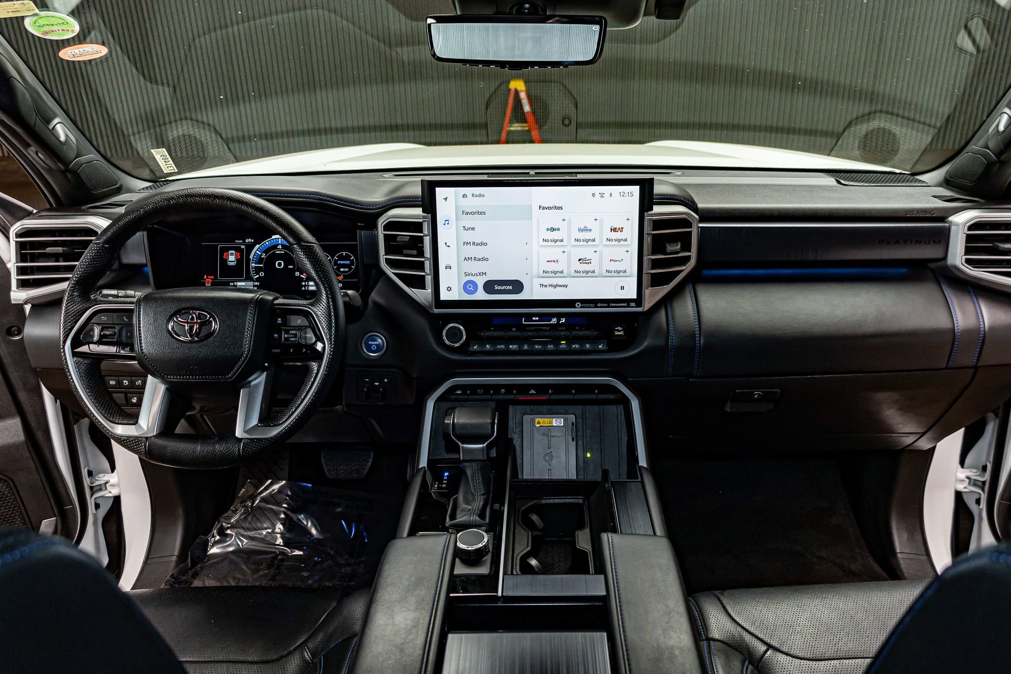 Used 2024 Toyota Sequoia Platinum image 19