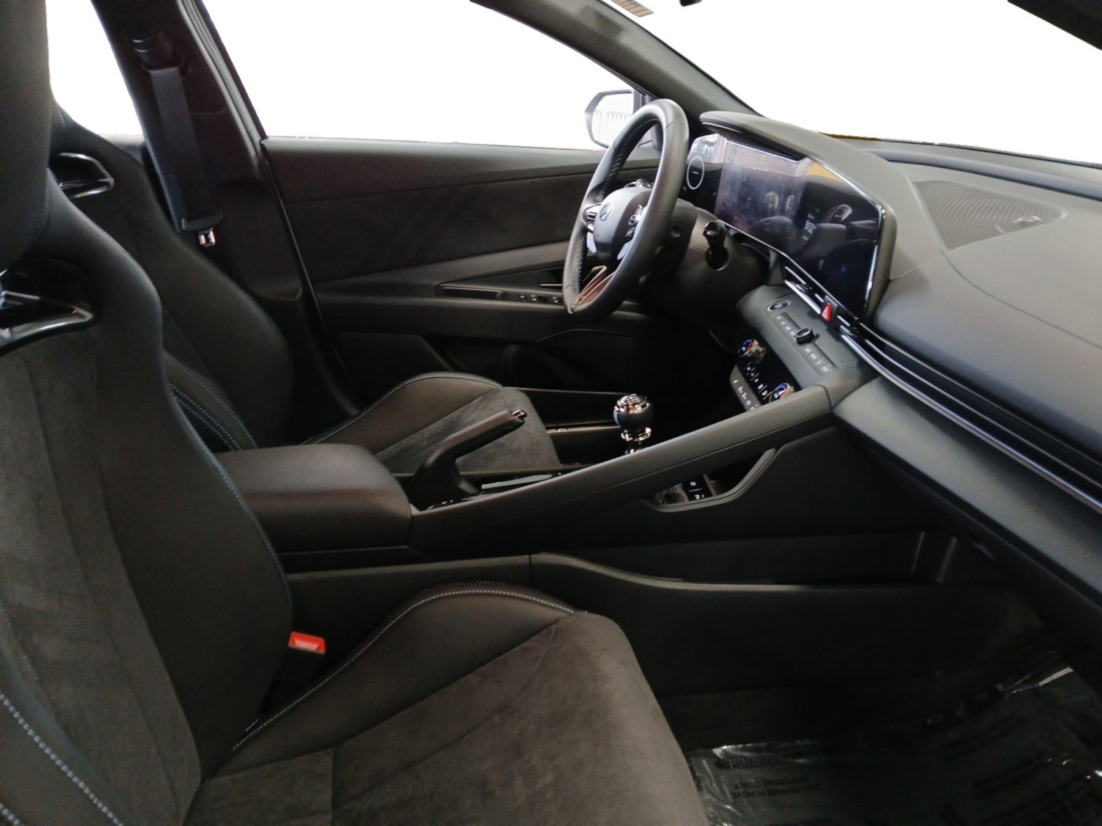 Certified 2024 Hyundai Elantra N image 15