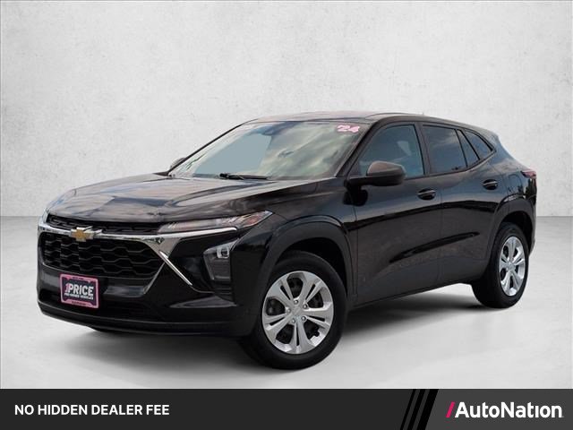 Used 2024 Chevrolet Trax LS FWD image 1