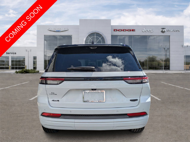 Certified 2026 Jeep Grand Cherokee Summit w/ Obsidian Package AWD/4WD image 4