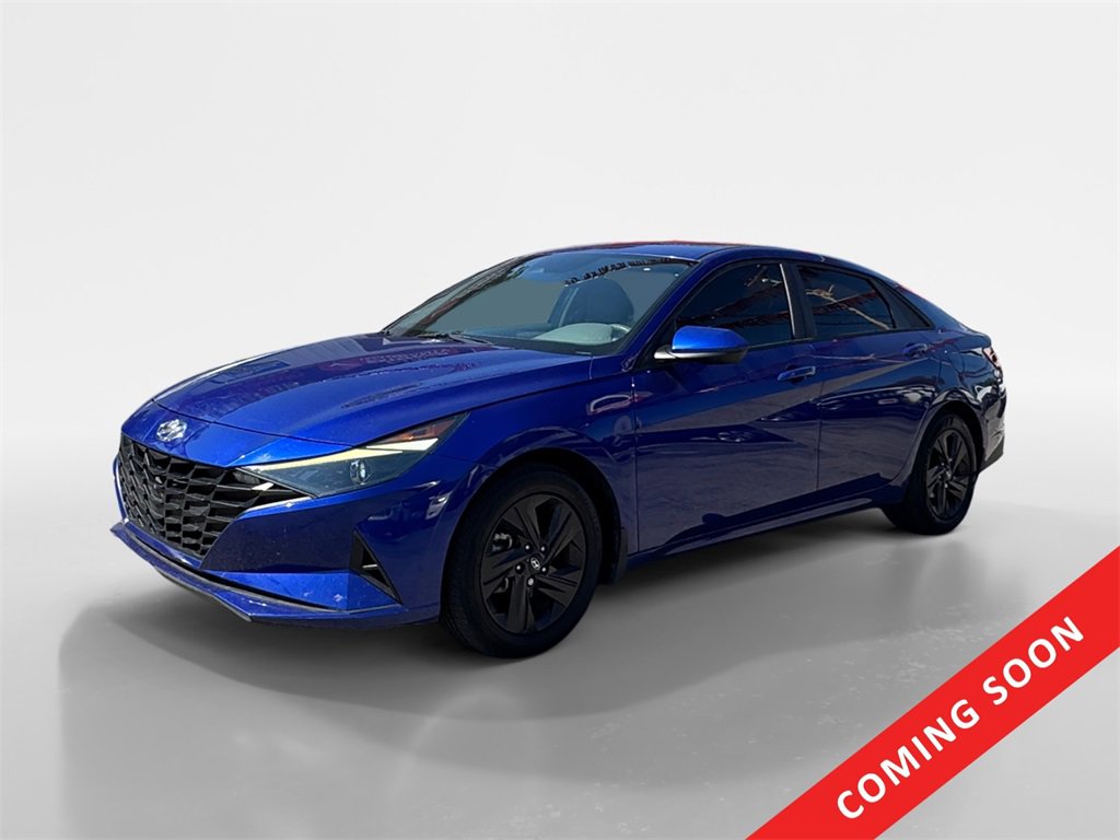 Used 2022 Hyundai Elantra SEL image 3