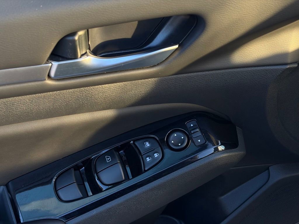 Certified 2024 Nissan Altima 2.5 SL image 12