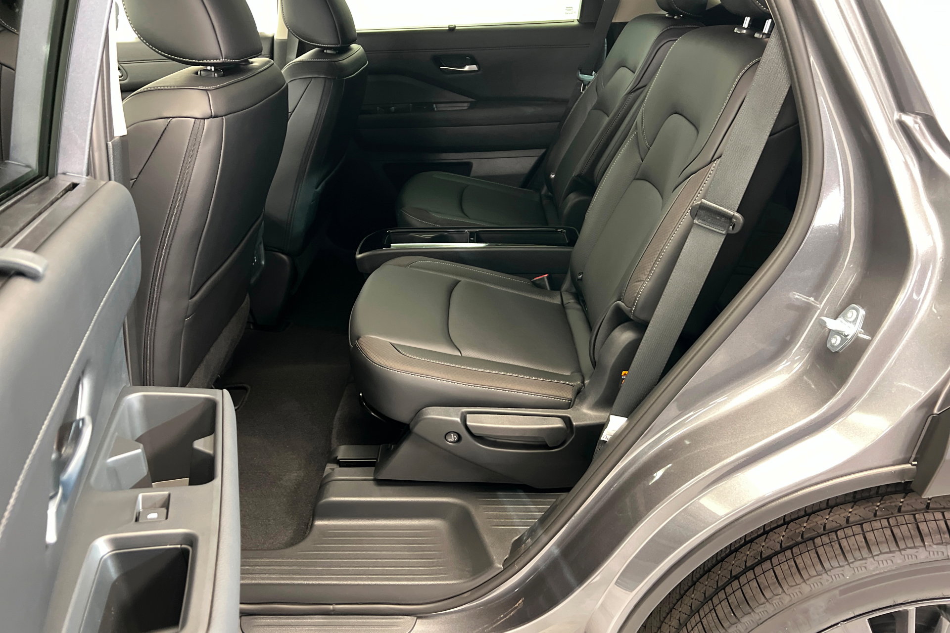 New 2026 Nissan Pathfinder SL image 21