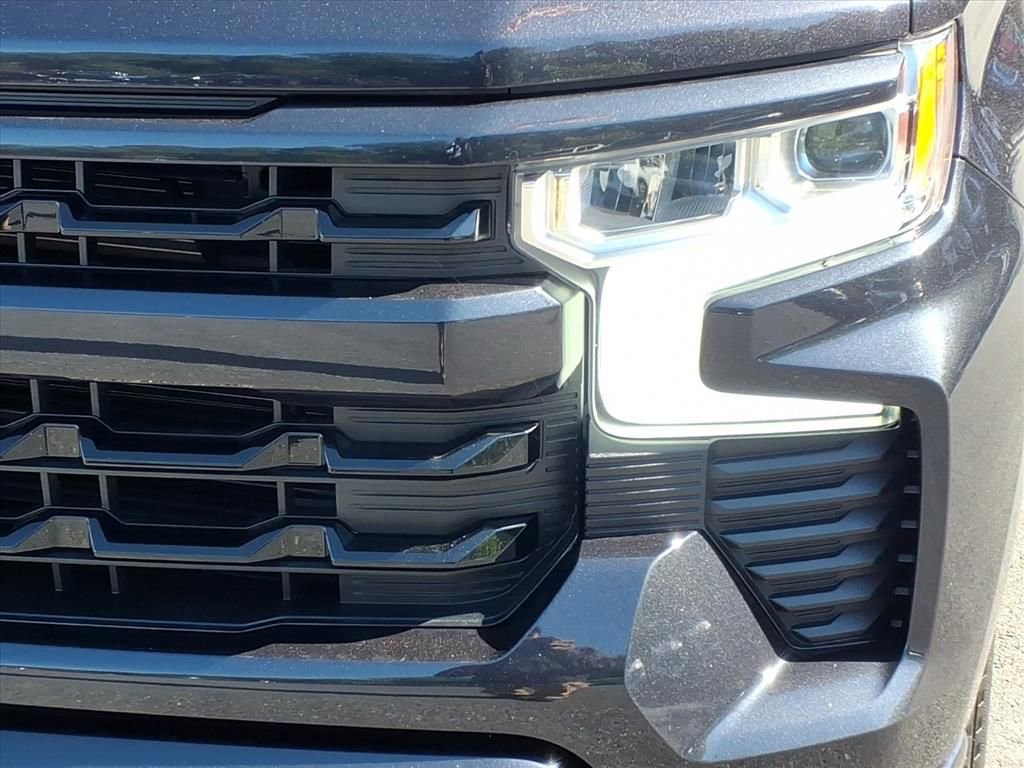 Certified 2023 Chevrolet Silverado 1500 RST w/ Z71 Off-Road Package AWD/4WD image 6