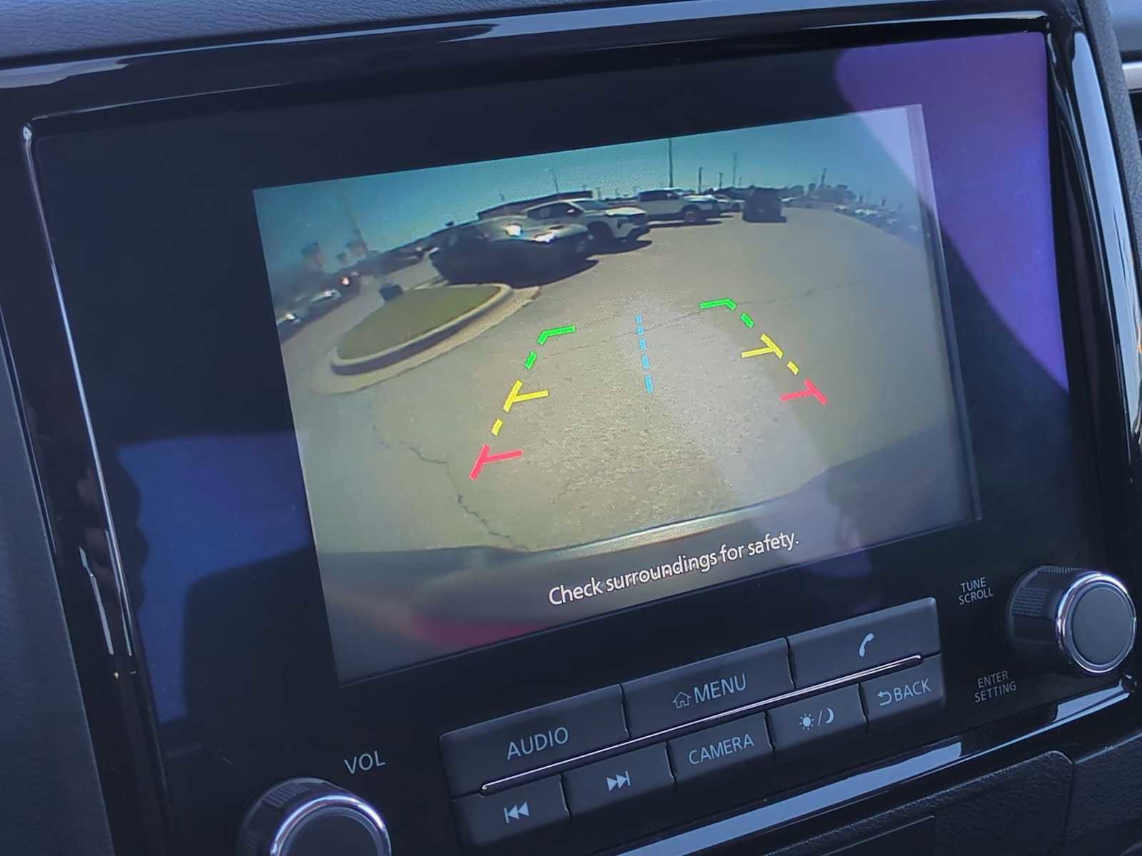 Used 2022 Nissan Frontier SV image 14