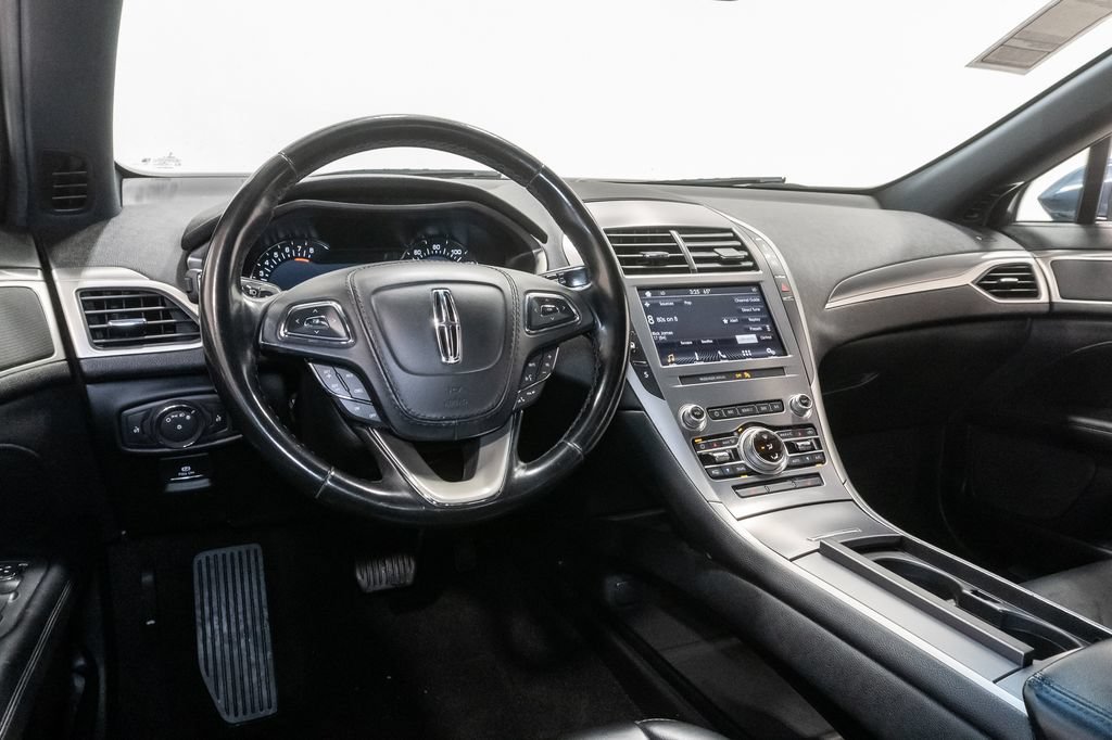 Used 2019 Lincoln MKZ Premiere FWD image 7