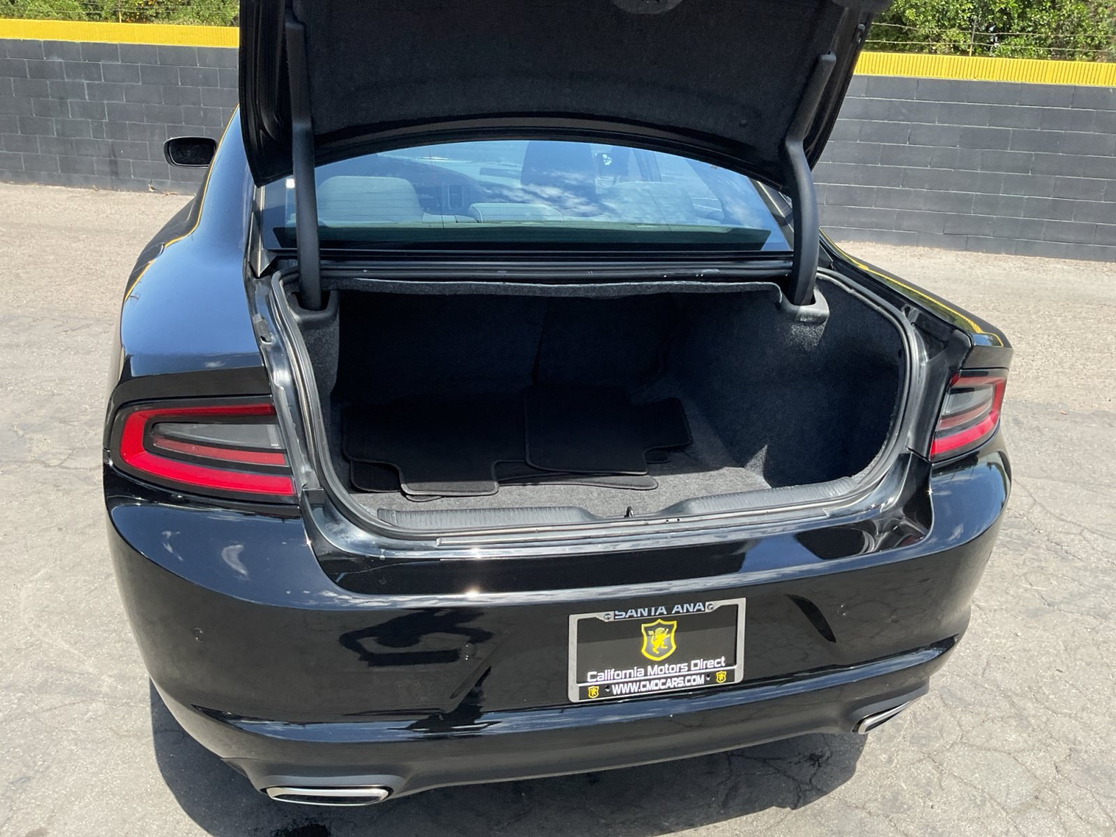 Used 2023 Dodge Charger SXT RWD image 23