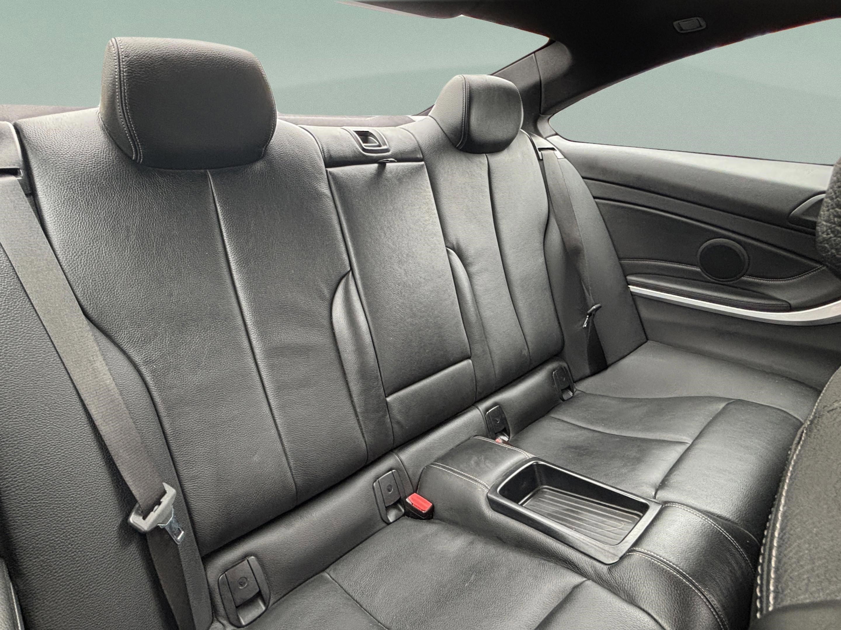 Used 2019 BMW 430i Coupe w/ Convenience Package image 22