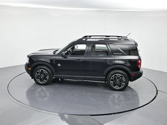 Certified 2025 Ford Bronco Sport Outer Banks w/ Outer Banks Tech Package+ AWD/4WD image 43