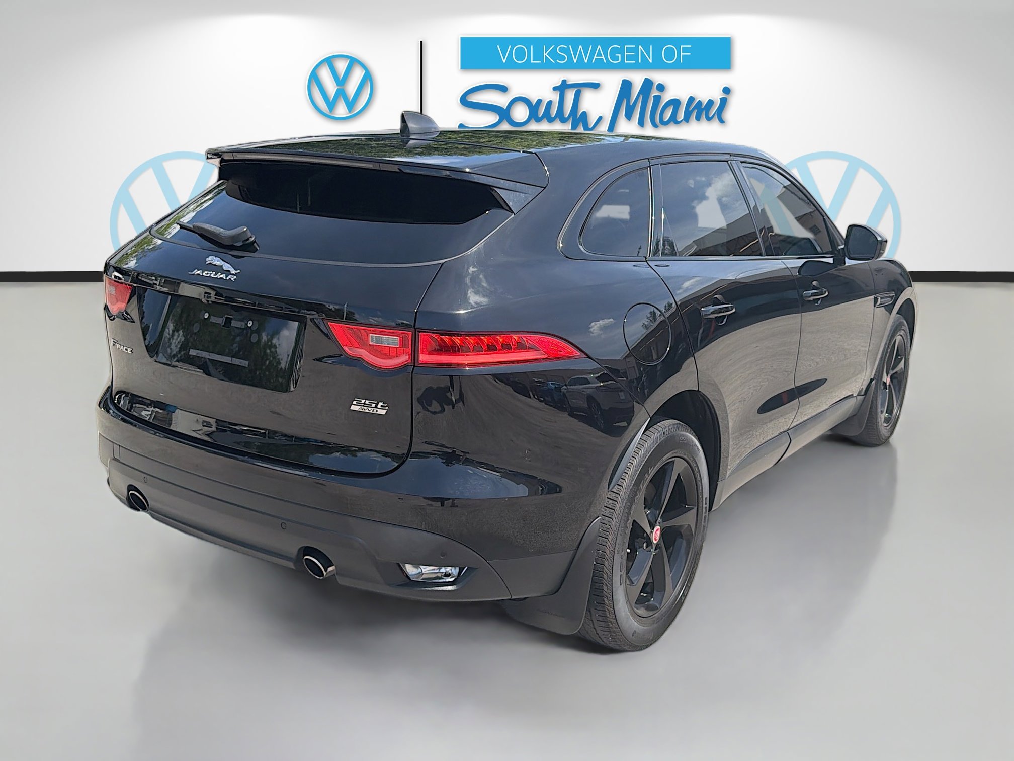 Used 2020 Jaguar F-PACE Premium AWD/4WD image 7