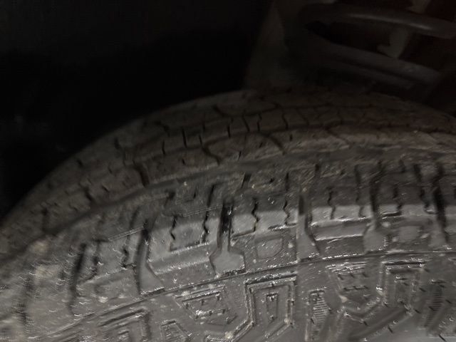 Used 2024 GMC Acadia AT4 w/ Luxury Package image 41