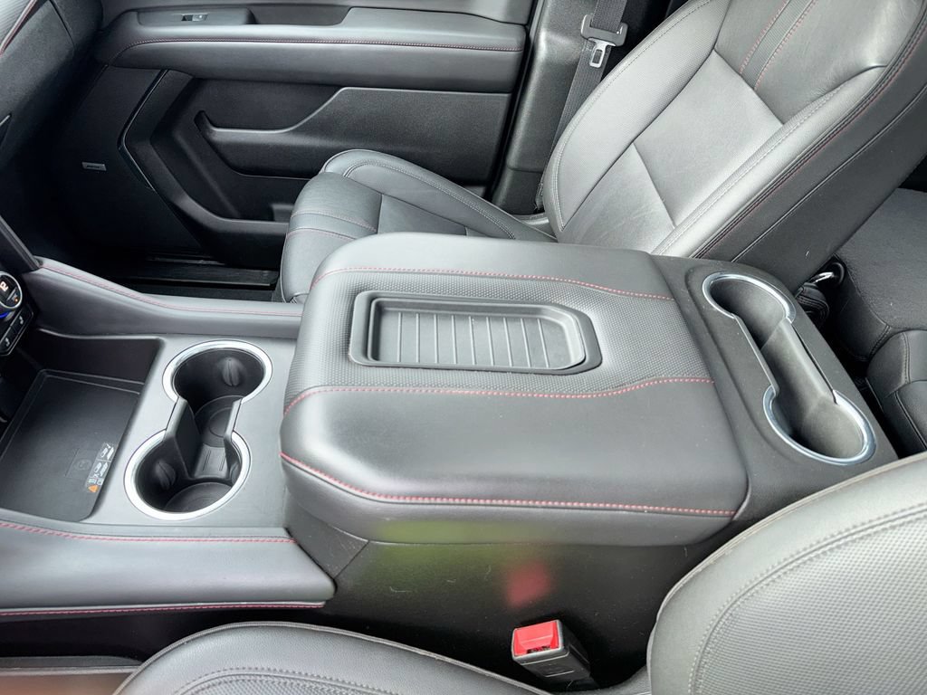 Used 2023 Chevrolet Suburban RST AWD/4WD image 24