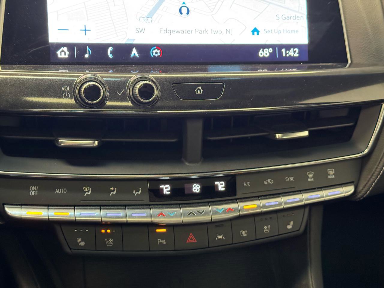 Used 2024 Cadillac CT5 V Blackwing w/ Parking Package RWD image 23