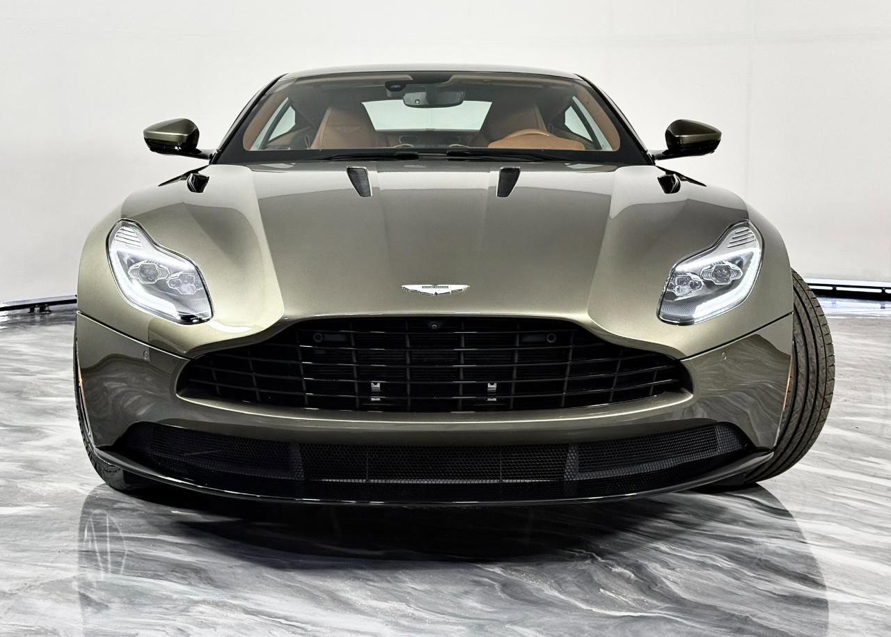 Used 2018 Aston Martin DB11 V12 RWD image 7