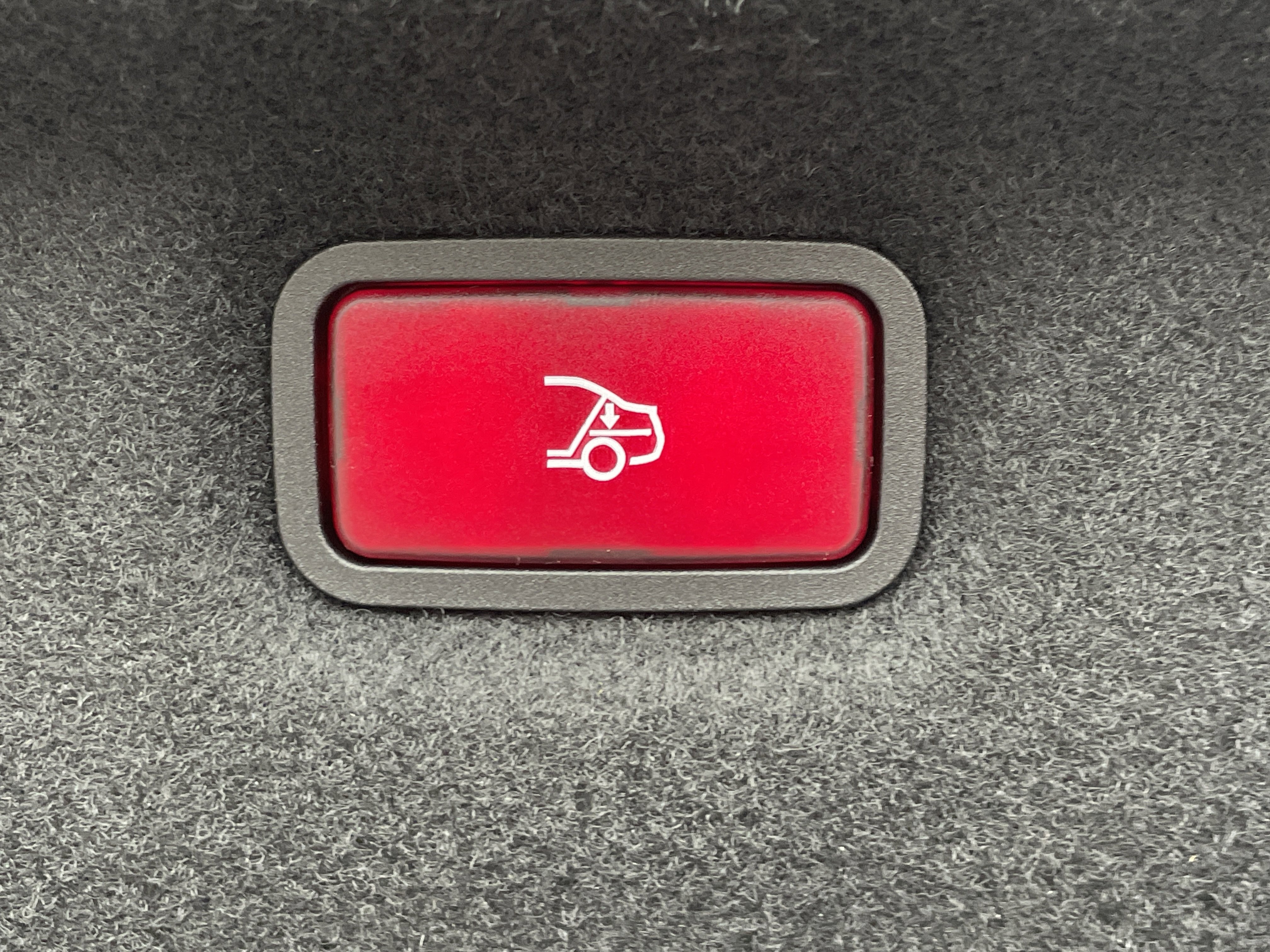 New 2026 Mercedes-Benz SL 63 AMG AMG SL 63 Roadster image 17