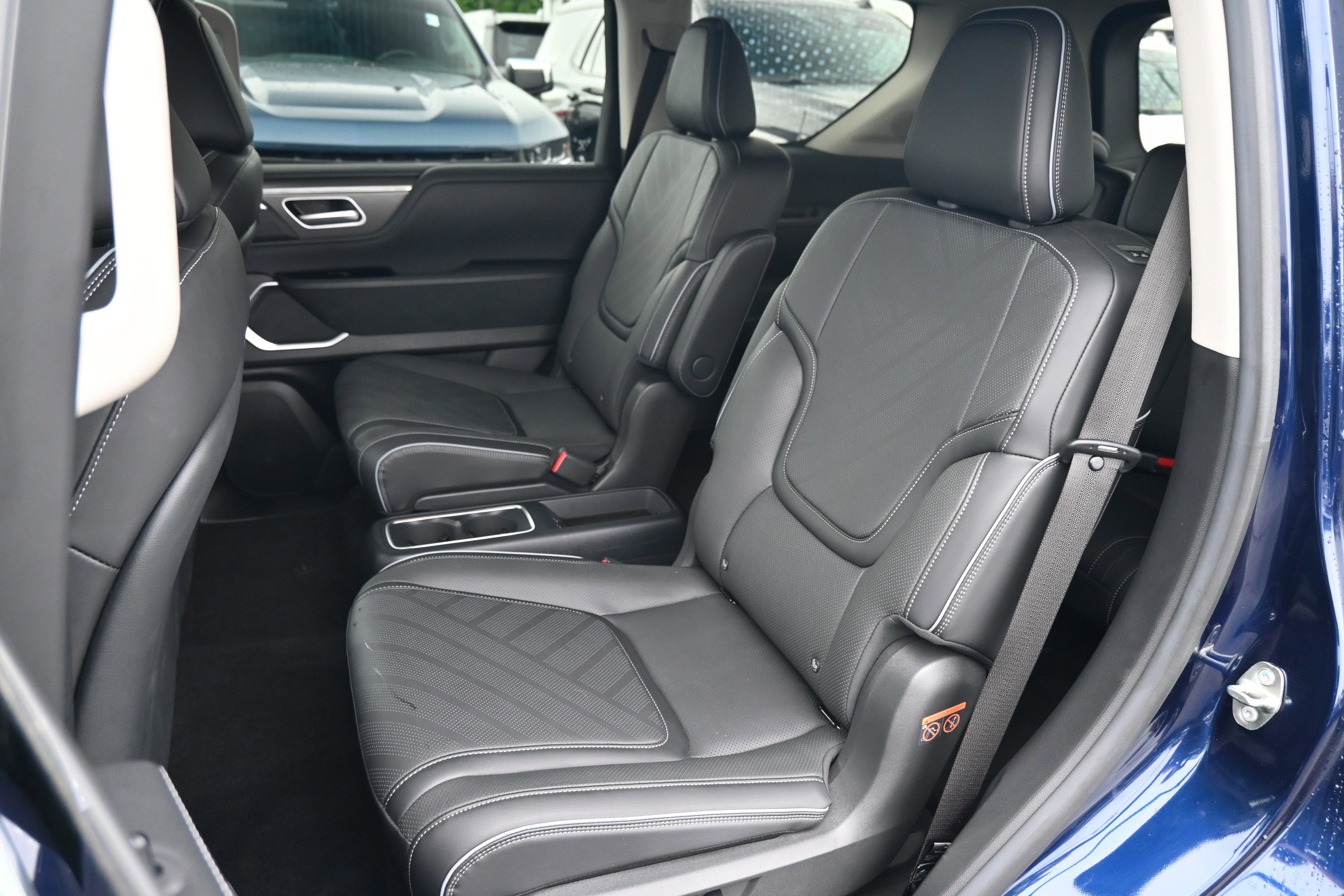 Used 2026 INFINITI QX80 Luxe RWD image 30