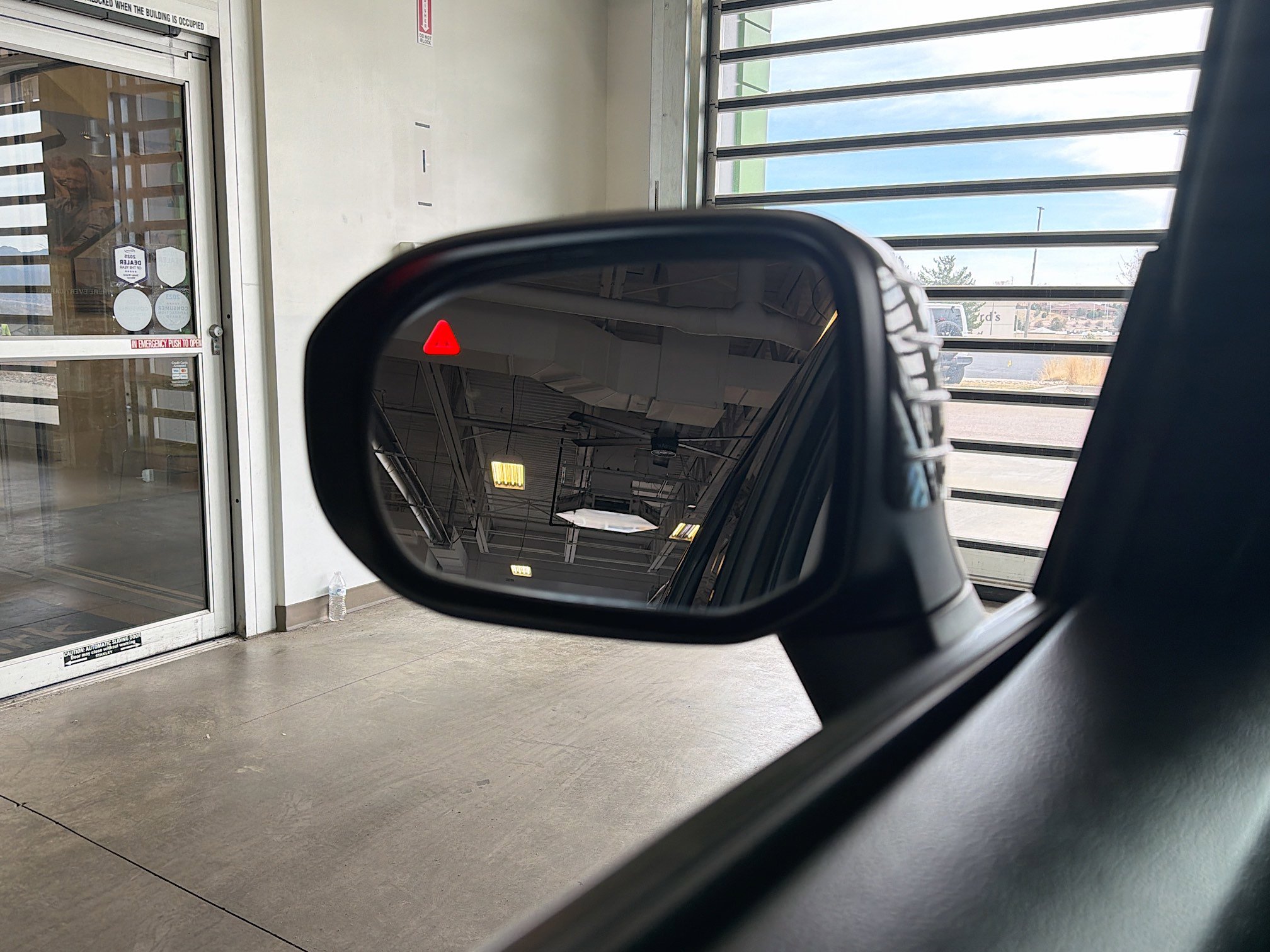 Used 2025 Kia Telluride S AWD/4WD image 16