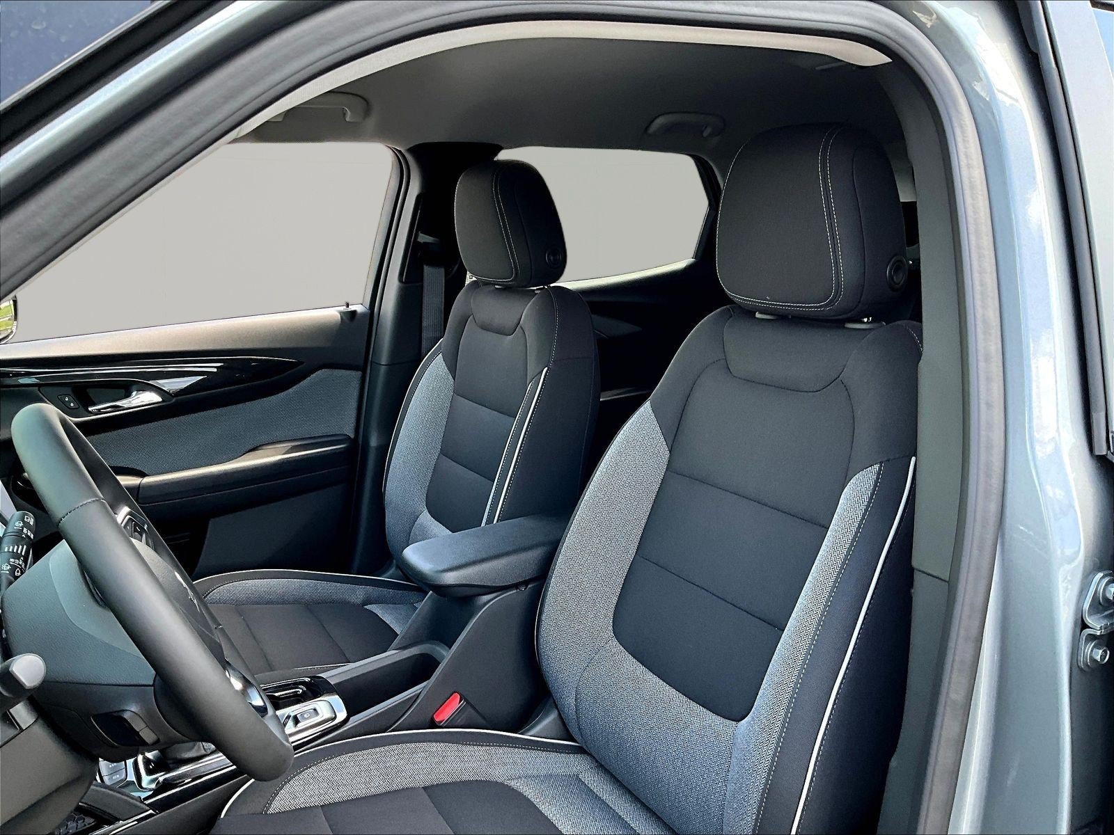 New 2026 Chevrolet TrailBlazer LT w/ Convenience Package FWD image 17
