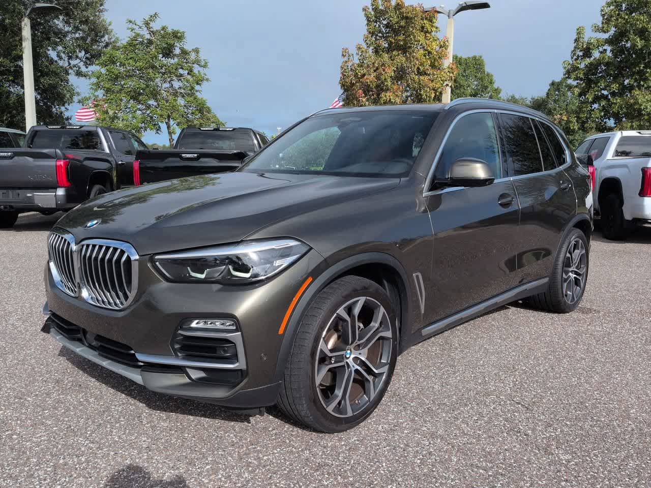 Used 2021 BMW X5 sDrive40i w/ Premium Package RWD image 2