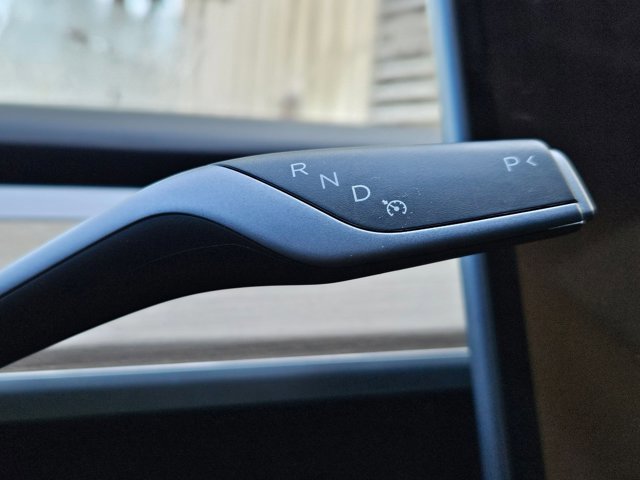 Used 2023 Tesla Model 3 Standard Range RWD image 13