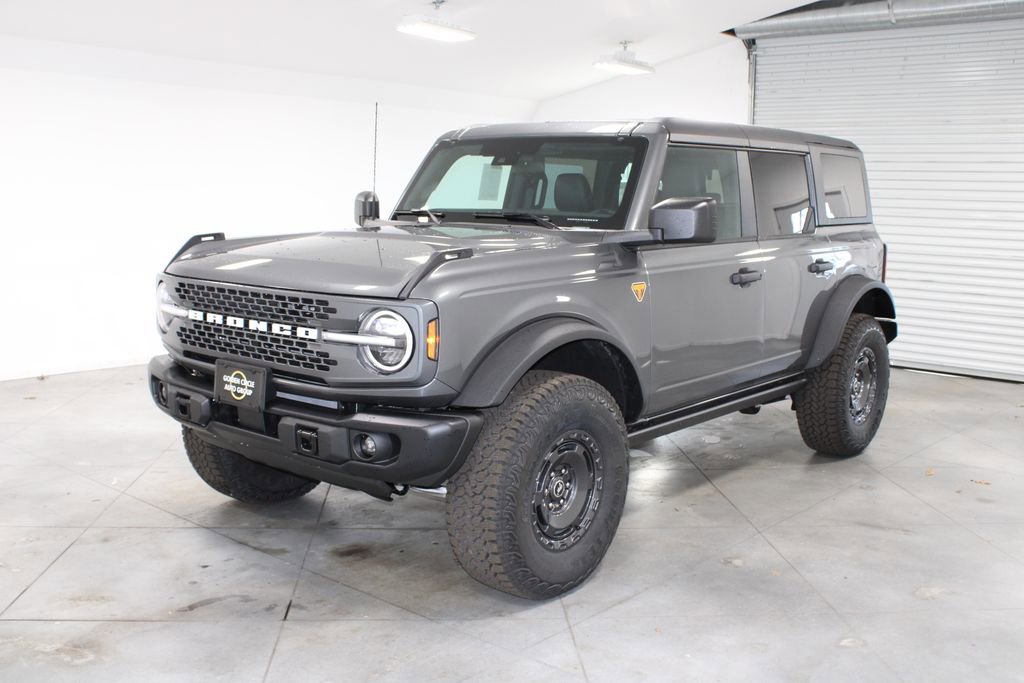 New 2025 Ford Bronco Badlands w/ Sasquatch Package image 3