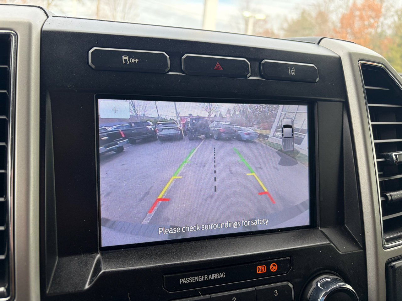 Used 2020 Ford F250 Lariat w/ Chrome Package image 33