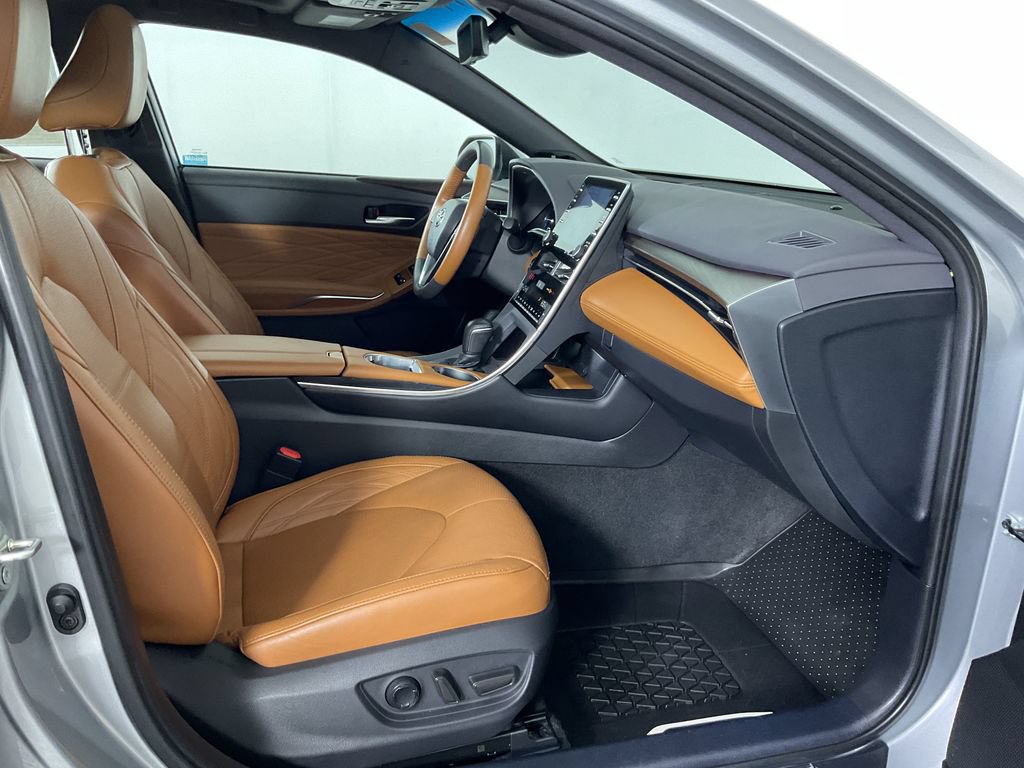 Used 2021 Toyota Avalon Limited w/ Advanced Safety Package FWD image 27
