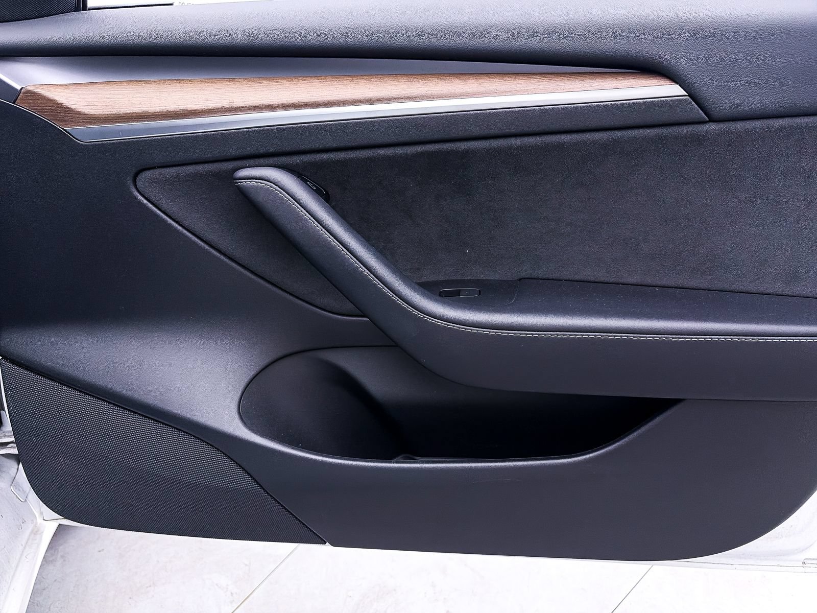 Used 2023 Tesla Model 3 Standard Range RWD image 40
