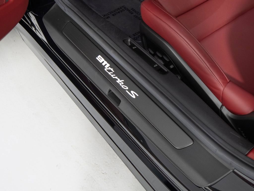 Certified 2024 Porsche 911 Turbo AWD/4WD image 22