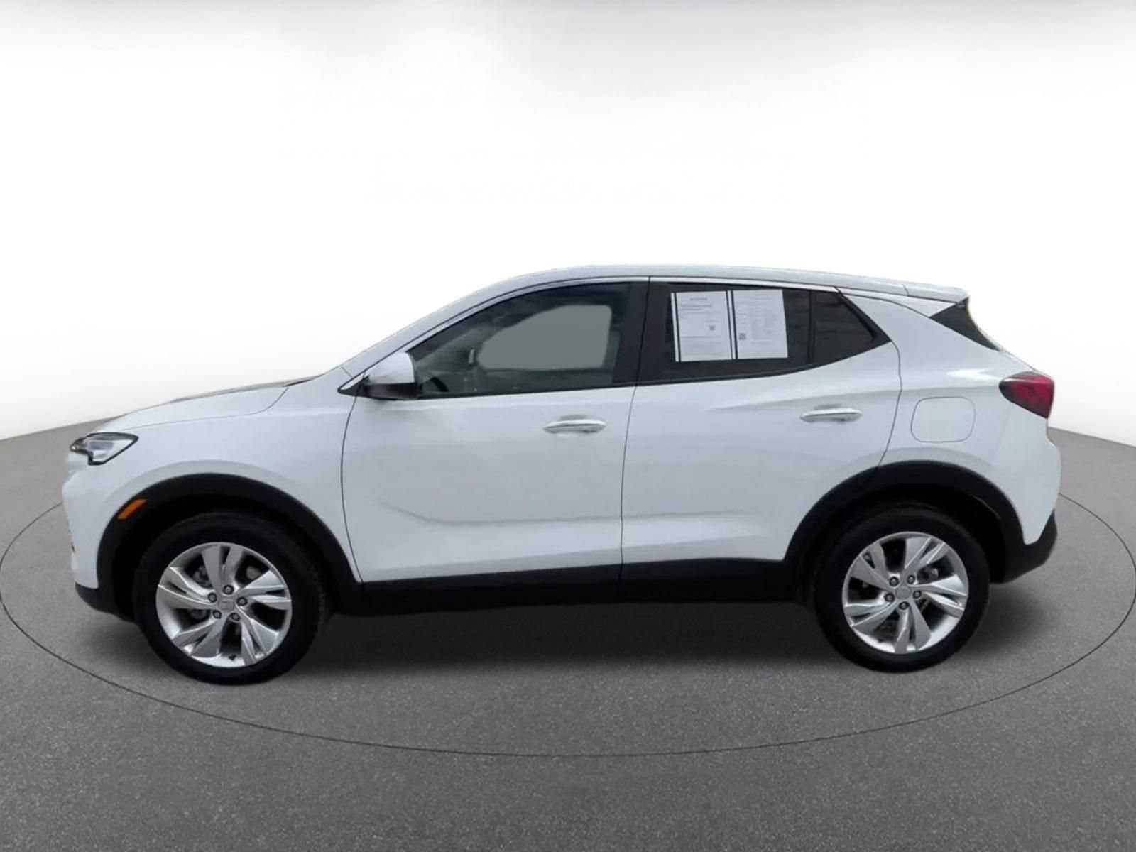 Used 2026 Buick Encore GX Preferred AWD/4WD image 8