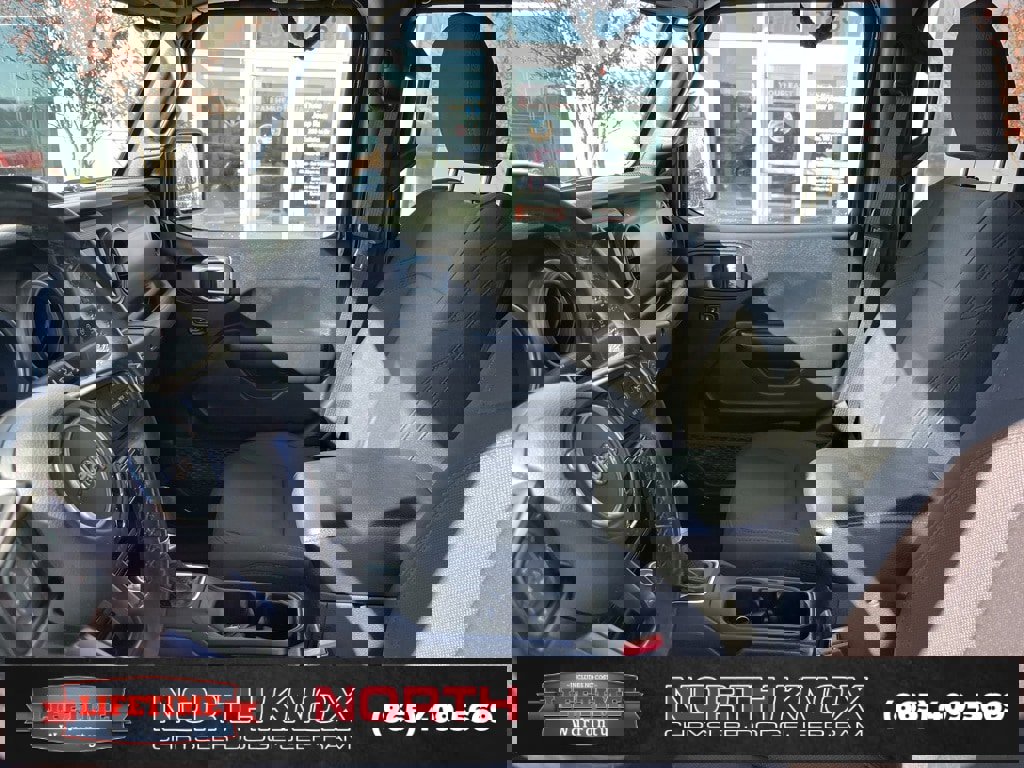 Used 2021 Jeep Gladiator Sport image 3