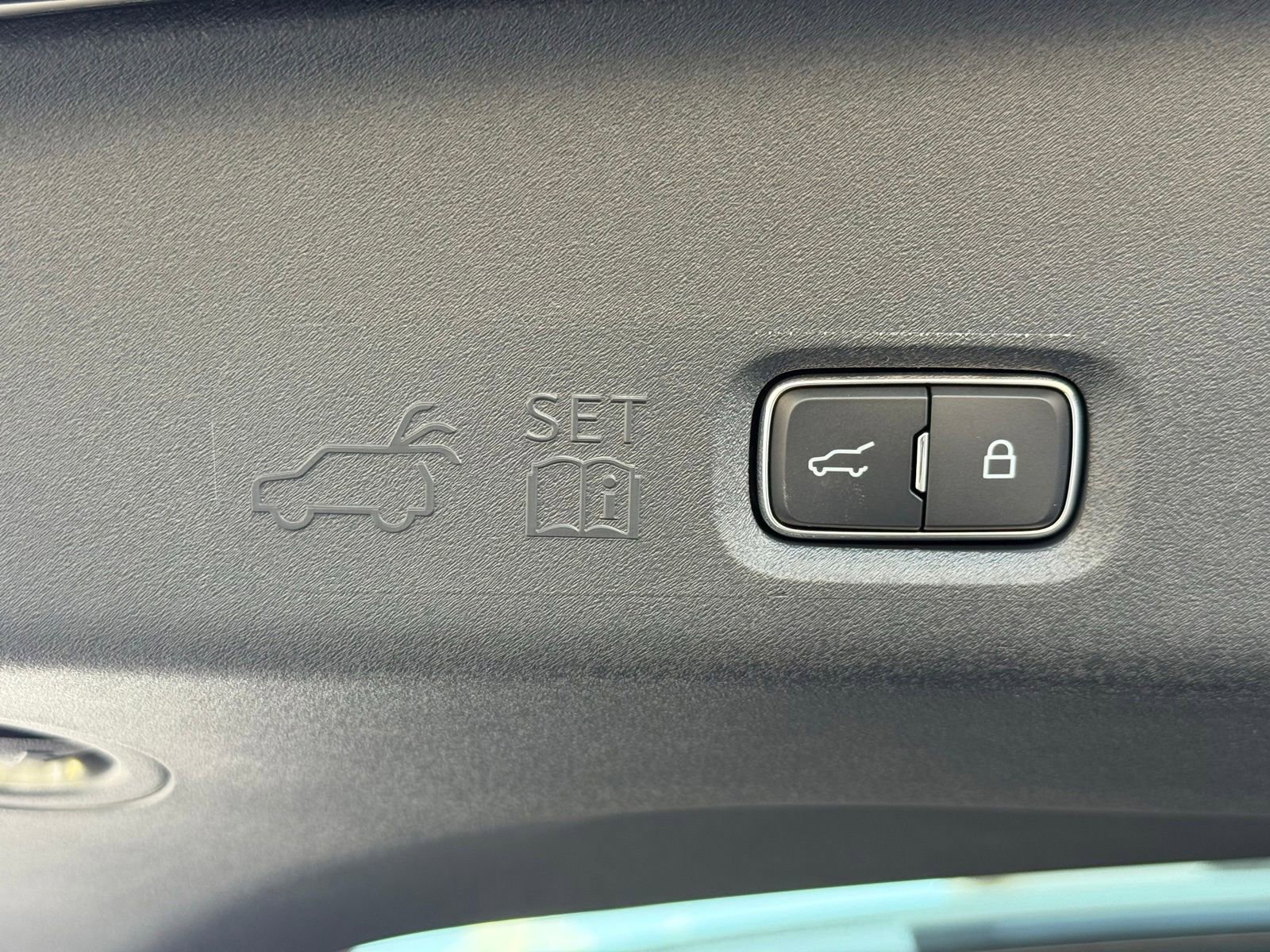 Used 2025 Ford Expedition Max Platinum AWD/4WD image 46