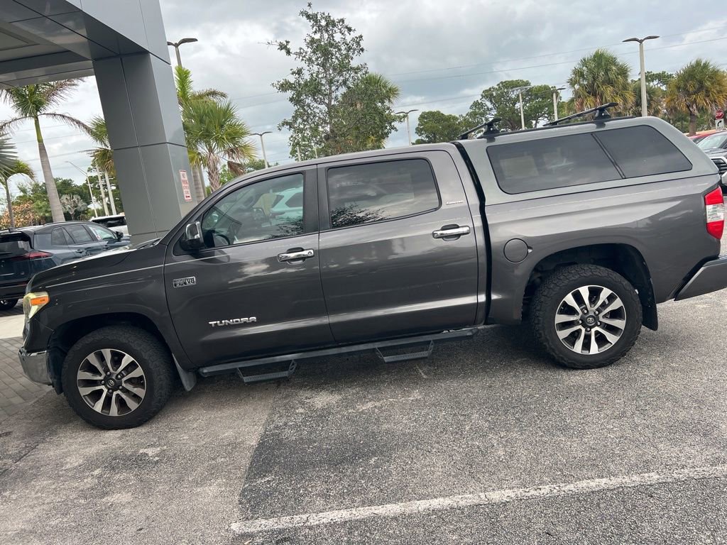 Used 2018 Toyota Tundra Limited w/ Limited Premium Package AWD/4WD image 4