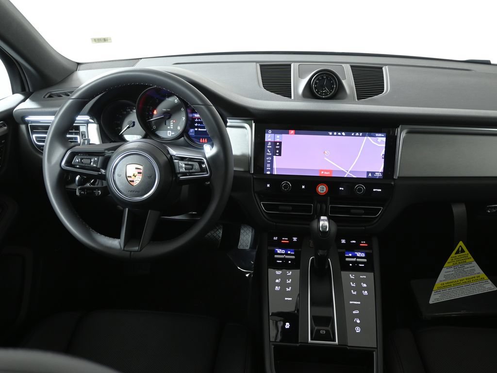 New 2026 Porsche Macan AWD/4WD image 17