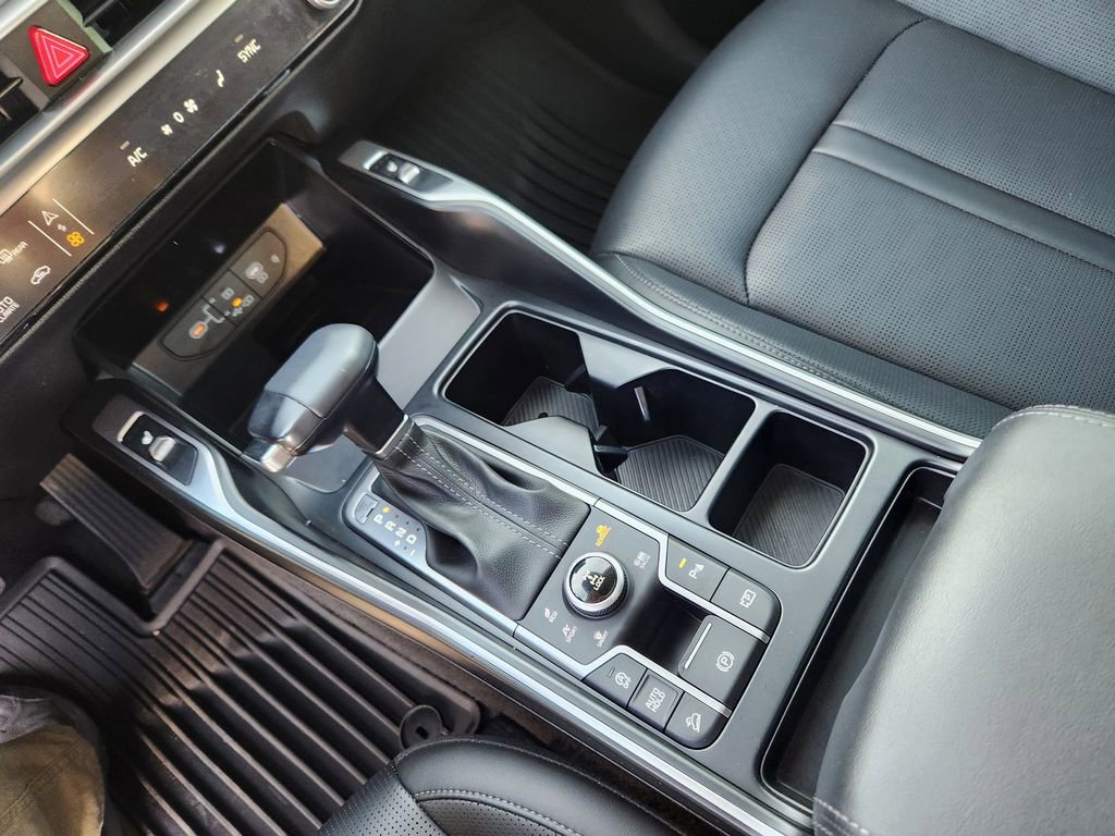 Certified 2025 Kia Sorento X-Line EX image 26