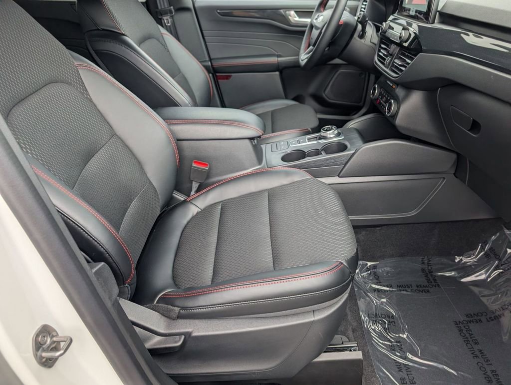 New 2026 Ford Escape ST-Line w/ Cold Weather Package image 45