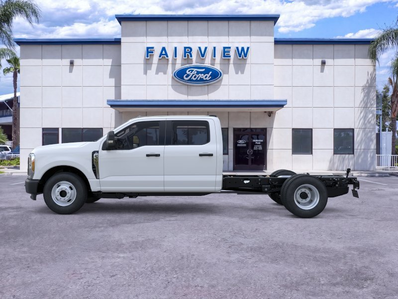 New 2026 Ford F350 XL RWD image 3