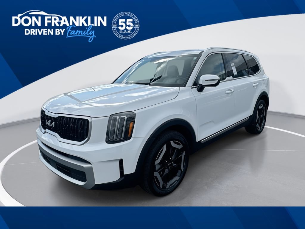 Used 2024 Kia Telluride EX w/ EX Captain's Chair Package FWD image 1