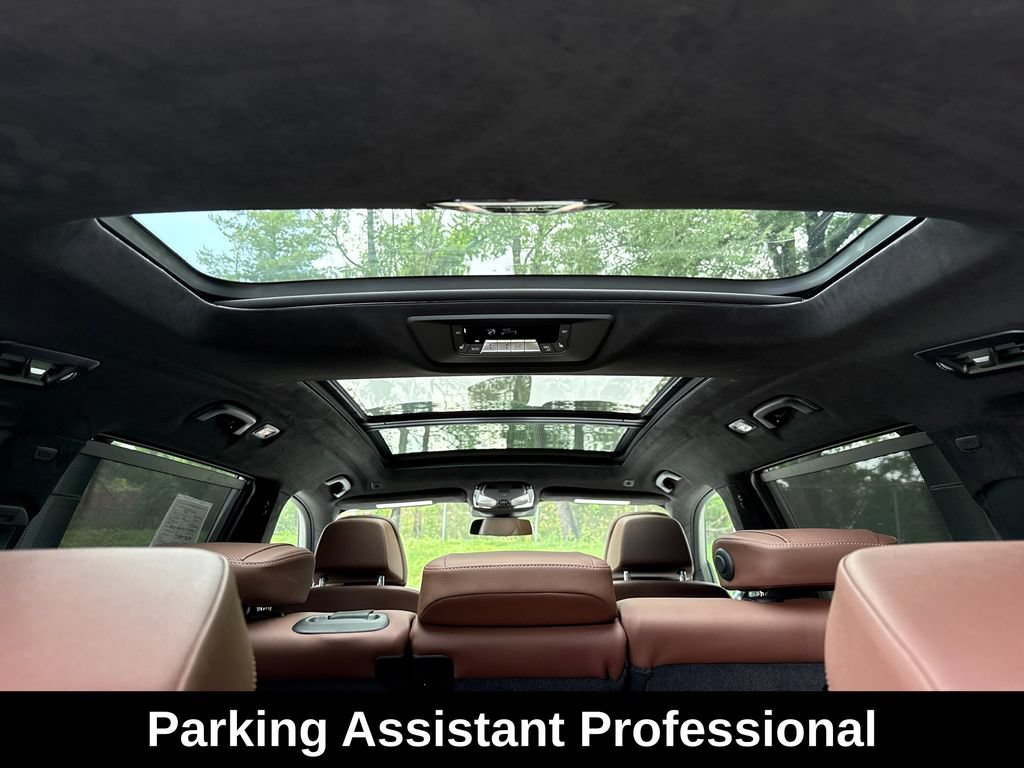 Used 2024 BMW X7 xDrive40i w/ Executive Package AWD/4WD image 29