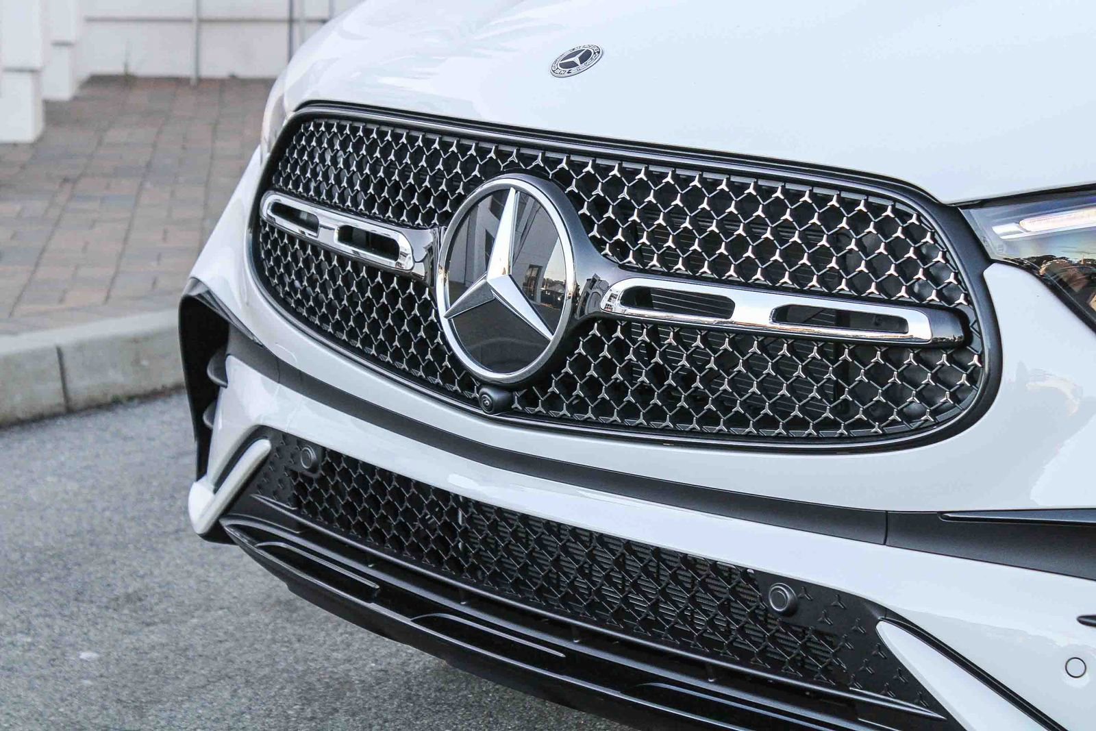 New 2026 Mercedes-Benz GLC 300 4MATIC image 5