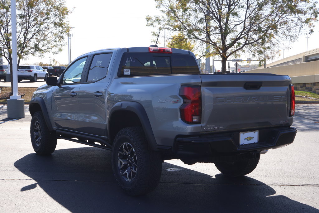 New 2026 Chevrolet Colorado ZR2 w/ Technology Package AWD/4WD image 5